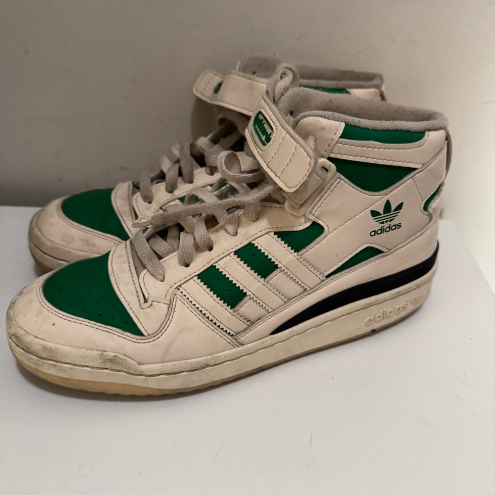 Adidas Originals Mens White Green Forum Mid GW1623 Basketball Shoes Size US 8